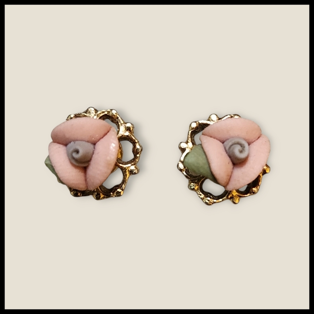 Dainty Vintage Porcelain Rose Stud Earrings - Picture 2 of 4